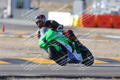 media/Dec-18-2022-SoCal Trackdays (Sun) [[8099a50955]]/Turn 2 (950am)/